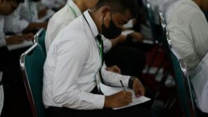 Photo of Grant MoneyMastering Federal Grants: Your Key To Funding Success Without Repayment Obligations